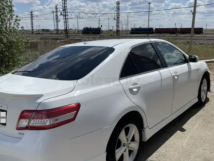 Toyota Camry 2011 года за 6 800 000 тг. в Жезказган – фото 12