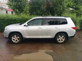 Toyota Highlander 2011 года за 8 900 000 тг. в Уральск