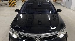 Toyota Camry 2015 года за 9 850 000 тг. в Астана – фото 2