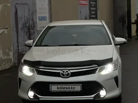 Toyota Camry 2016 года за 11 100 000 тг. в Уральск