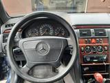 Mercedes-Benz E 200 1996 годаfor2 200 000 тг. в Тараз – фото 4