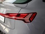 Audi Q8 e-tron 55 S line 2023 года за 38 140 000 тг. в Алматы – фото 4
