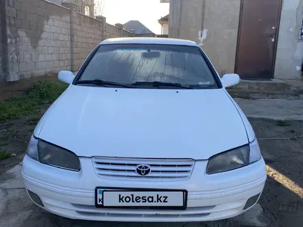 Toyota Camry 1997 года за 2 800 000 тг. в Алматы