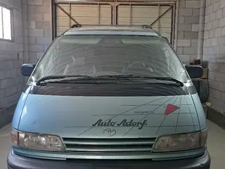 Toyota Previa, 1995