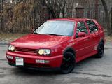 Volkswagen Golf 1994 года за 1 850 000 тг. в Алматы