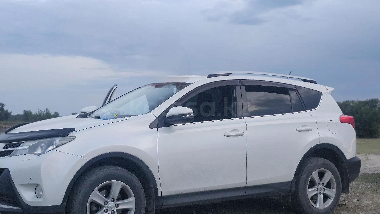 Toyota RAV4 2014 г.