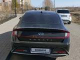 Hyundai Sonata 2022 года за 13 000 000 тг. в Астана – фото 3