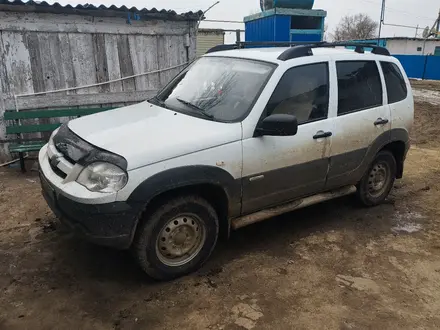 Chevrolet Niva 2014 года за 3 400 000 тг. в Актобе – фото 21