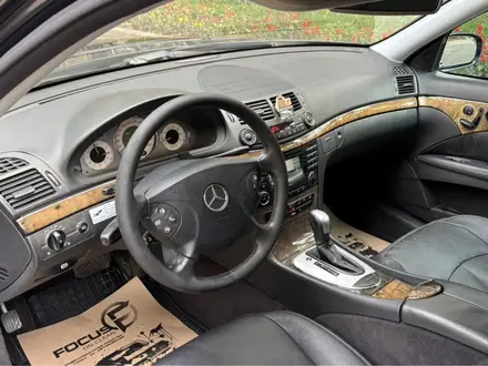 Mercedes-Benz E 500 2003 года за 5 700 000 тг. в Алматы – фото 23