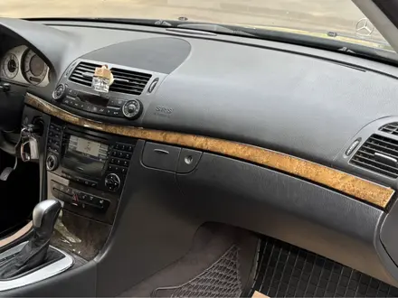Mercedes-Benz E 500 2003 года за 5 700 000 тг. в Алматы – фото 24