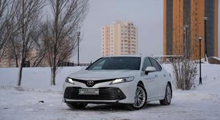 Toyota Camry 2019 года за 15 000 000 тг. в Астана