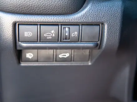 Toyota Land Cruiser Prado Luxe+ 2025 года за 42 990 000 тг. в Алматы – фото 20
