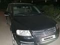 Volkswagen Touareg 2004 года за 3 900 000 тг. в Алматы – фото 6