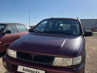 Mitsubishi Space Wagon, 1996
