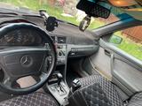 Mercedes-Benz C 200 1997 года за 2 000 000 тг. в Алматы – фото 4