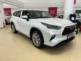 Toyota Highlander Luxe 2023 годаүшін36 900 000 тг. в Алматы