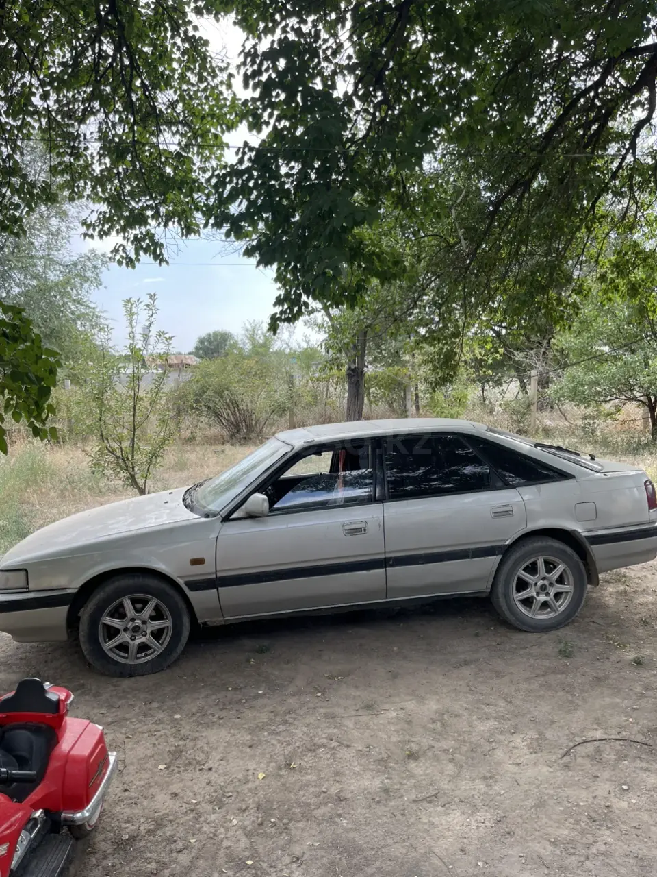 Mazda 626, 1992
