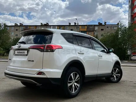 Toyota RAV4 2018 года за 11 500 000 тг. в Караганда – фото 6