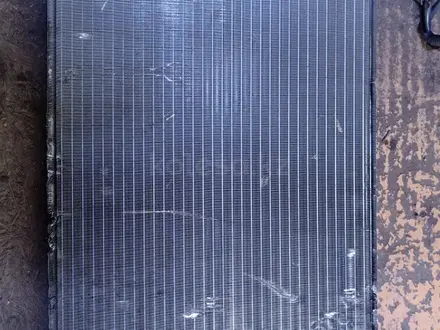 Радиатор охлаждения основной пассат б 6 за 25 000 тг. в Караганда – фото 2