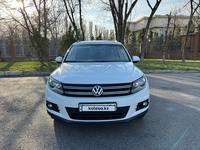 Volkswagen Tiguan 2015 года за 7 900 000 тг. в Алматы