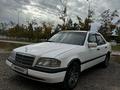 Mercedes-Benz C 200 1997 годаfor2 350 000 тг. в Астана