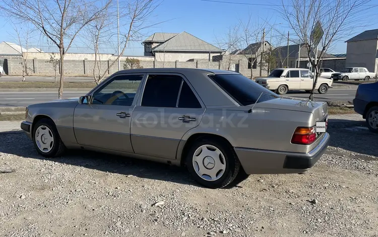 Mercedes-Benz E 200 1991 годаfor1 700 000 тг. в Туркестан