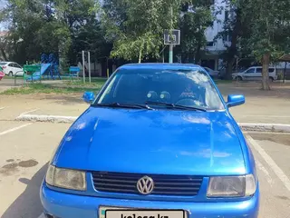 Volkswagen Polo, 1999
