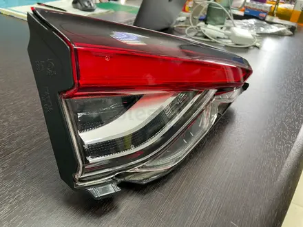 Задний левый фонарь в крышку багажника на Toyota Corolla кузов e210 за 50 000 тг. в Караганда – фото 7