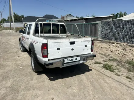 Nissan Navara 2006 года за 2 500 000 тг. в Шаульдер – фото 16