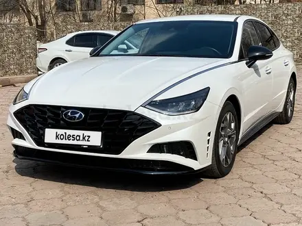 Hyundai Sonata 2021 года за 12 900 000 тг. в Алматы