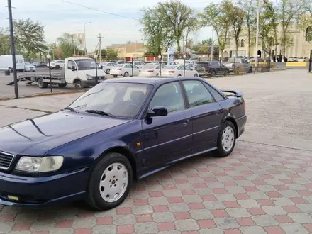 Audi A4 1995 года за 2 500 000 тг. в Шымкент