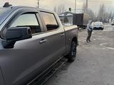 Chevrolet Silverado 2020 года за 31 000 000 тг. в Алматы – фото 3