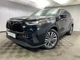 Toyota Highlander 2021 года за 27 400 000 тг. в Алматы