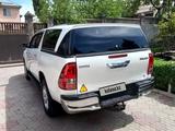 Toyota Hilux 2019 годаүшін18 600 000 тг. в Алматы – фото 3