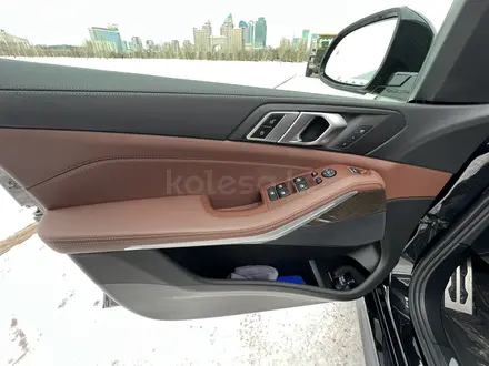 BMW X5 2021 года за 42 500 000 тг. в Астана – фото 20