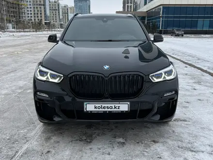 BMW X5 2021 года за 42 500 000 тг. в Астана – фото 3