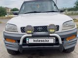 Toyota RAV4 1995 годаүшін4 000 000 тг. в Тараз