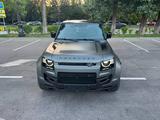 Land Rover Defender 2025 года за 135 000 000 тг. в Алматы – фото 2