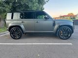 Land Rover Defender 2025 года за 135 000 000 тг. в Алматы – фото 4