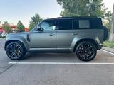 Land Rover Defender 2025 года за 135 000 000 тг. в Алматы – фото 5