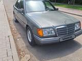 Mercedes-Benz E 260 1988 года за 2 000 000 тг. в Алматы – фото 5