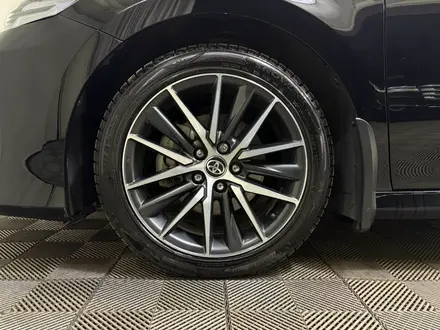 Toyota Camry 2021 года за 15 300 000 тг. в Алматы – фото 16