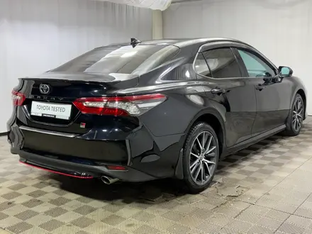 Toyota Camry 2021 года за 15 300 000 тг. в Алматы – фото 18