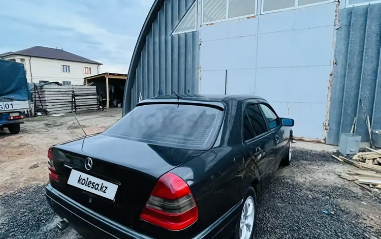 Mercedes-Benz C 180 1993 года за 1 400 000 тг. в Астана