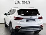 Hyundai Santa Fe 2020 годаүшін13 850 000 тг. в Астана – фото 2