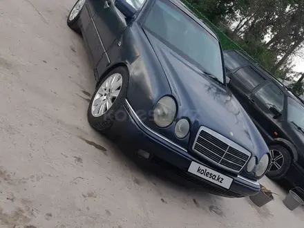 Mercedes-Benz E 280 1996 года за 2 700 000 тг. в Кордай – фото 6