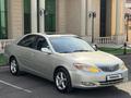 Toyota Camry 2003 года за 3 500 000 тг. в Шымкент – фото 2
