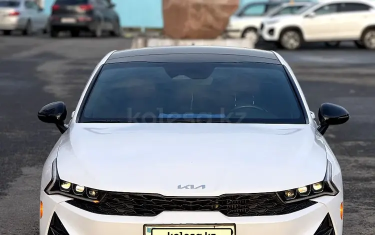 Kia K5 2023 года за 13 800 000 тг. в Тараз