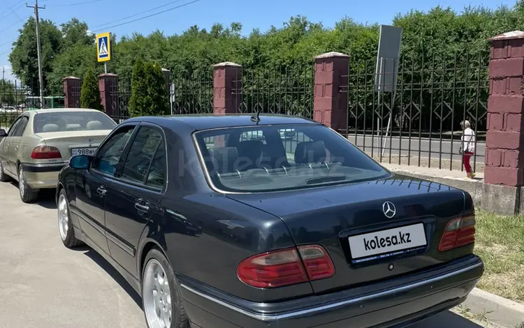 Mercedes-Benz E 280 1998 годаүшін4 200 000 тг. в Алматы