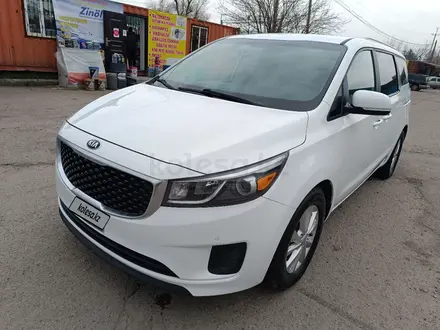 Kia Sedona 2017 года за 15 000 000 тг. в Алматы – фото 9